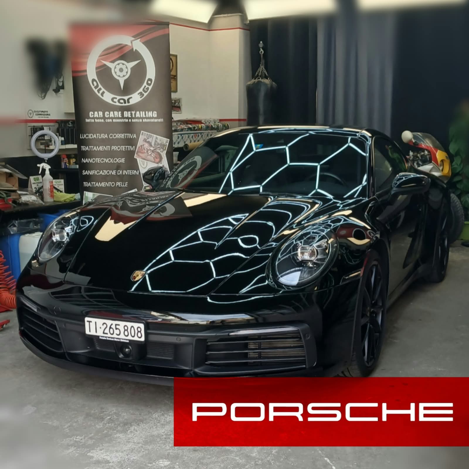 Porsche 911 Carrera — Lucidatura completa nel nostro studio